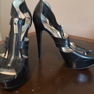 MICHAEL Michael Kors Black High Heel Platform Sandals Size 8